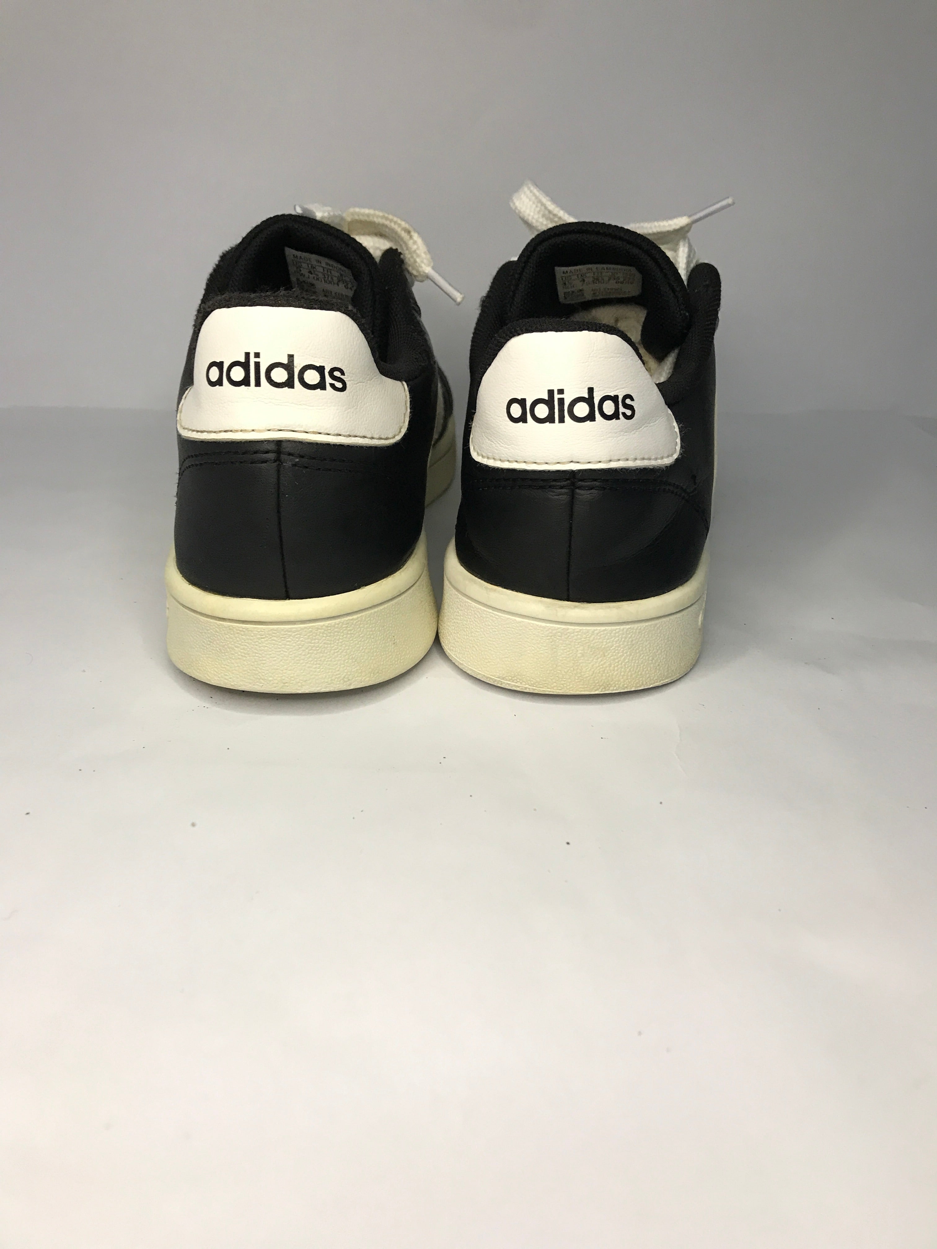 Adidas Sneaker