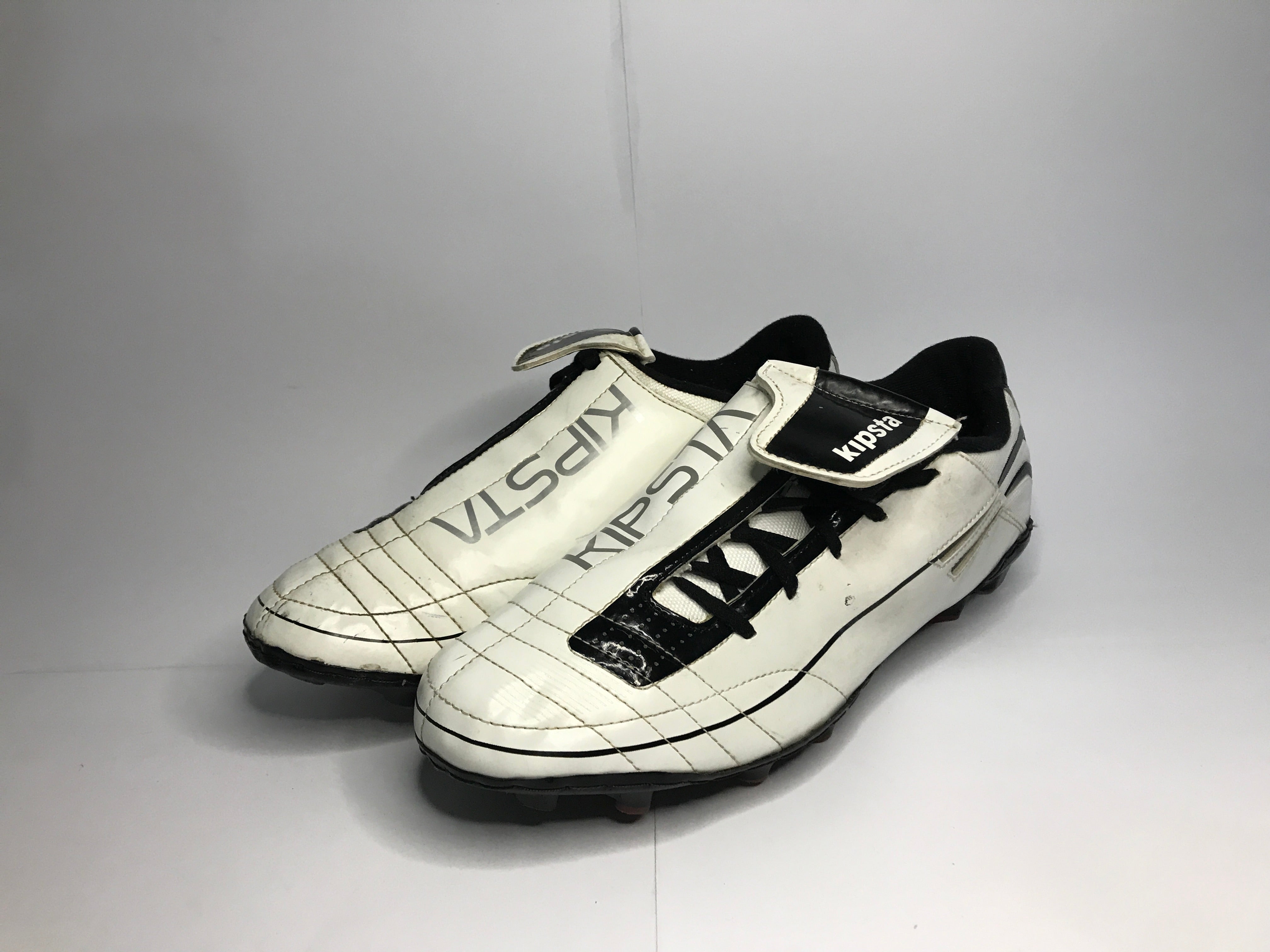 Kipsta Football Shoes