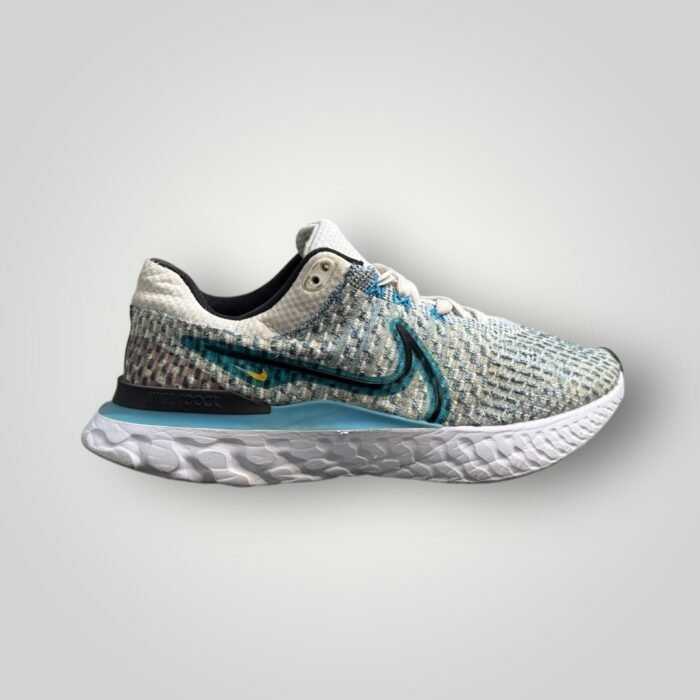REACT INFINITY RUN FLYKNIT 3 NEUTRAL - Image 2