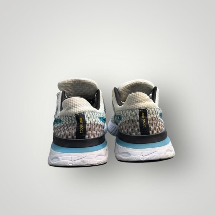 REACT INFINITY RUN FLYKNIT 3 NEUTRAL - Image 4